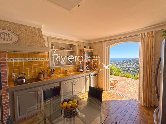 Image No.4-4 Bed House for sale