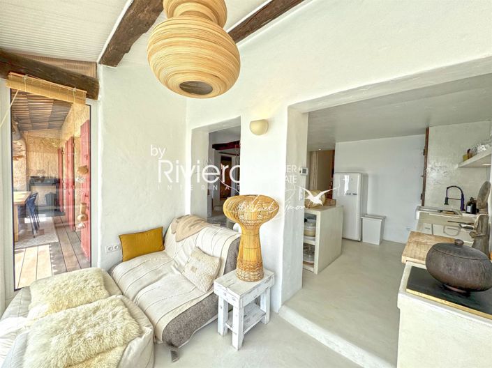 Image No.10-5 Bed House for sale