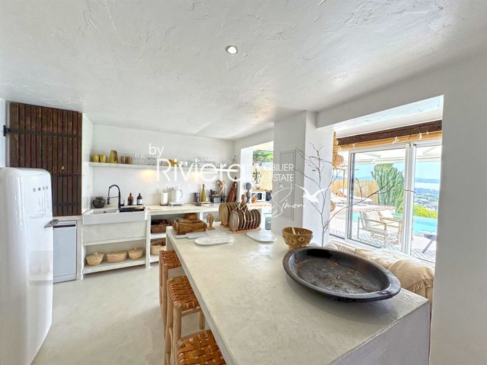 Image No.12-5 Bed House for sale