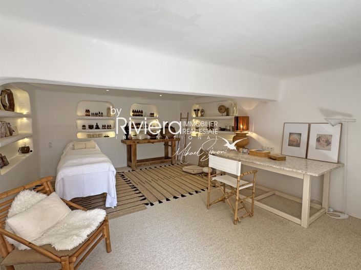 Image No.23-5 Bed House for sale