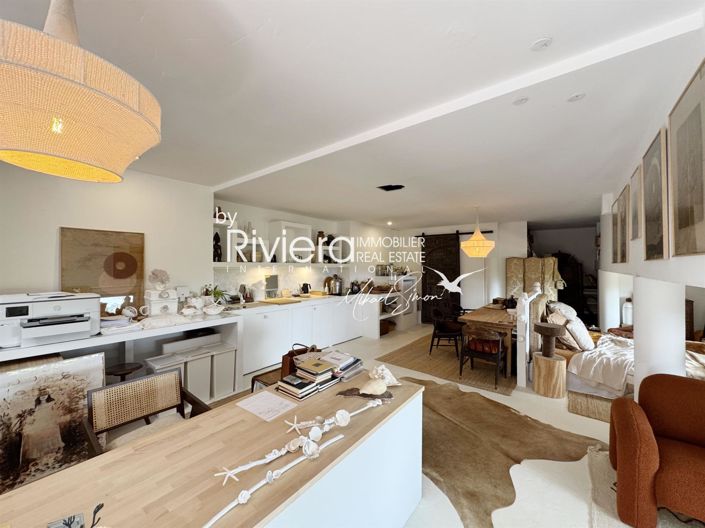 Image No.26-5 Bed House for sale