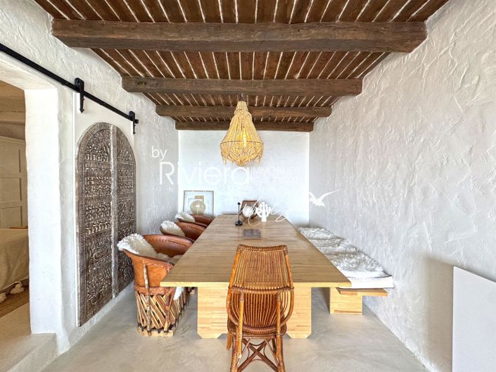 Image No.7-5 Bed House for sale