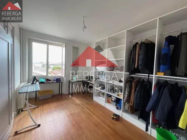 Image No.17-3 Bed House for sale