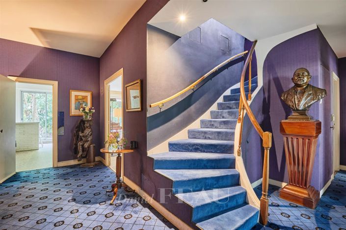 Image No.14-5 Bed Apartment for sale