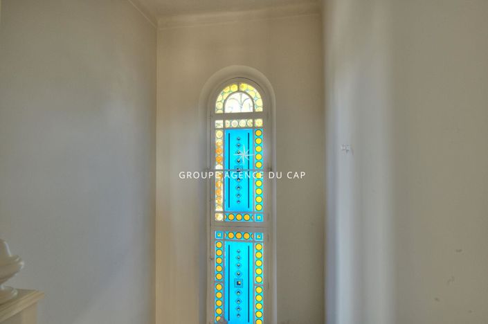 Image No.12-4 Bed House for sale