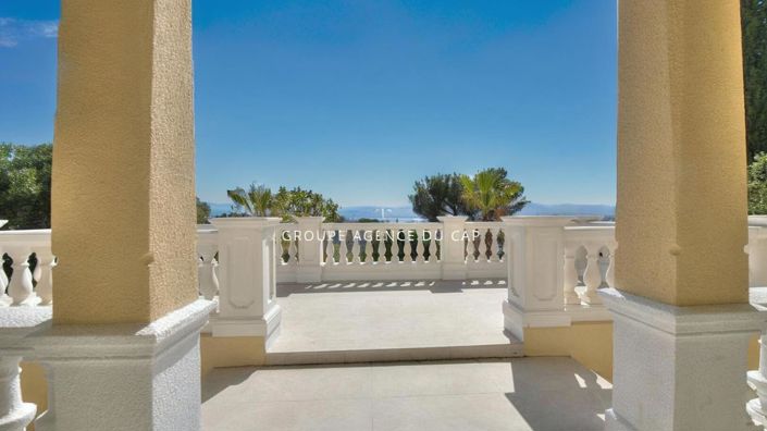 Image No.2-4 Bed House for sale