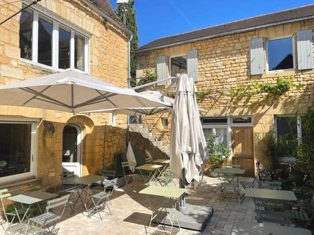 Image No.1-4 Bed House for sale