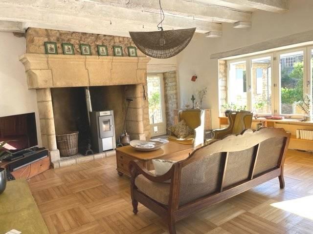 Image No.2-4 Bed House for sale