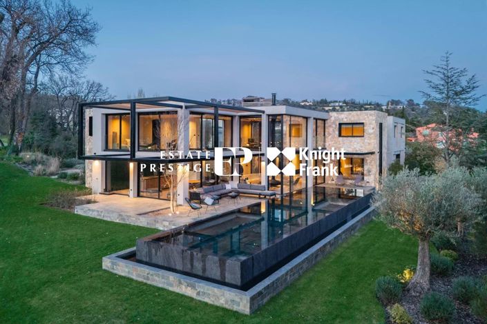 Image No.1-5 Bed House for sale