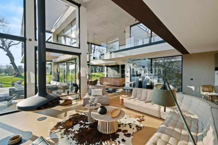 Image No.4-5 Bed House for sale