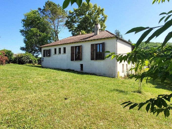 Image No.10-3 Bed House for sale