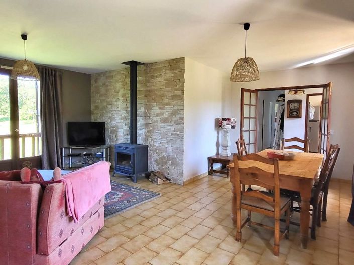 Image No.2-3 Bed House for sale