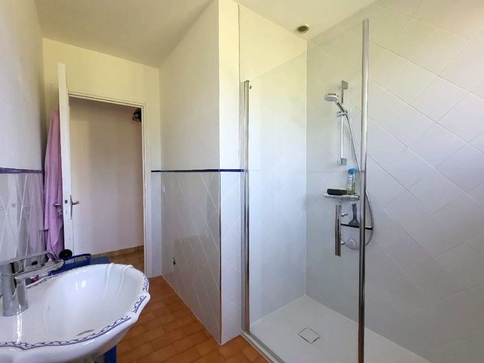 Image No.7-3 Bed House for sale