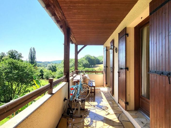 Image No.8-3 Bed House for sale