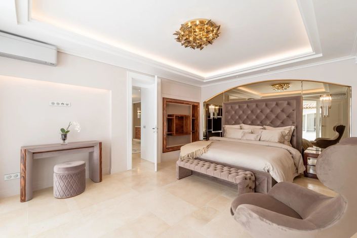 Image No.6-5 Bed House for sale