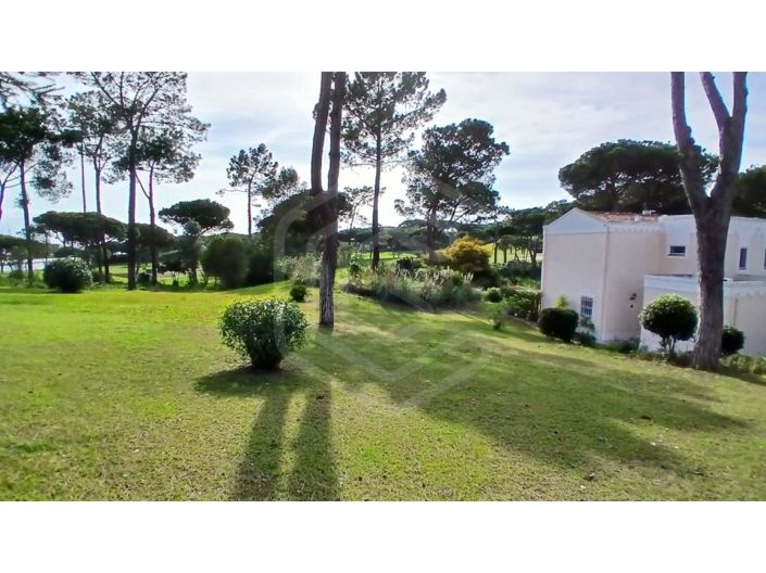 Image No.1-2 Bed House for sale