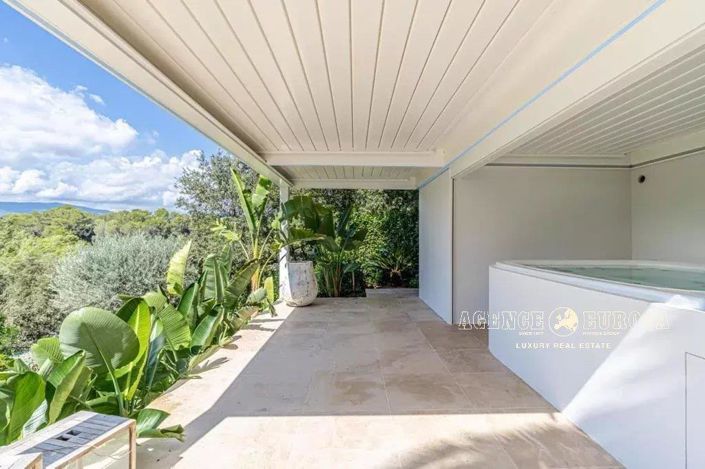 Image No.15-6 Bed House for sale