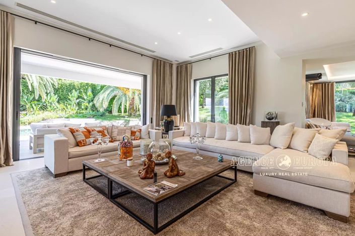 Image No.7-6 Bed House for sale