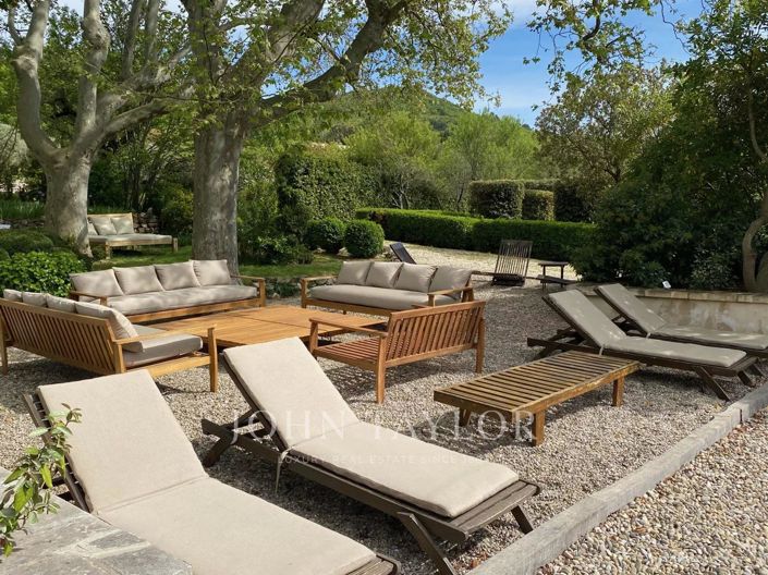 Image No.5-7 Bed House for sale