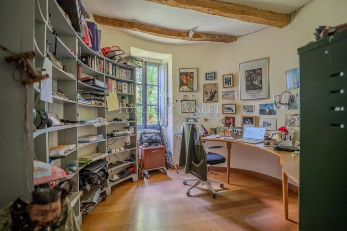 Image No.23-House for sale