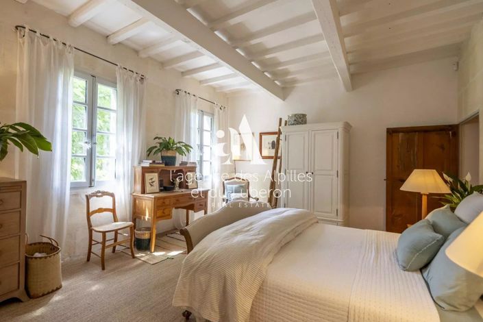 Image No.12-5 Bed House for sale