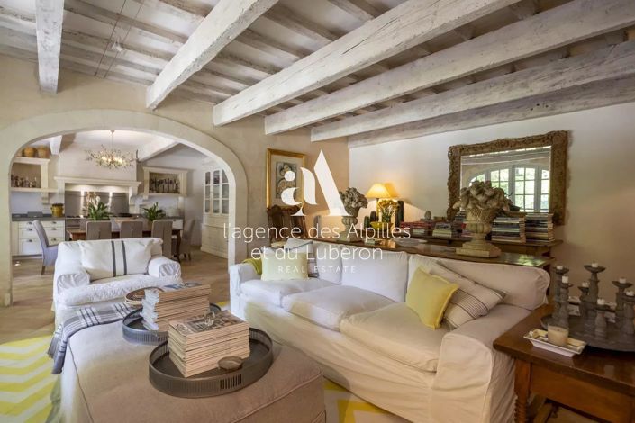 Image No.6-5 Bed House for sale