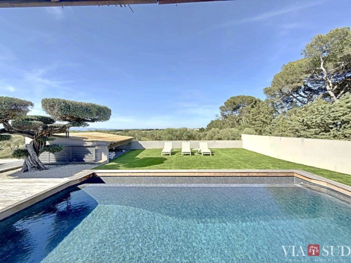 Image No.7-3 Bed Property for sale