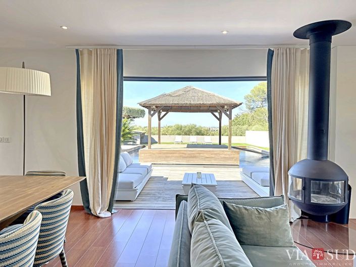 Image No.8-3 Bed Property for sale