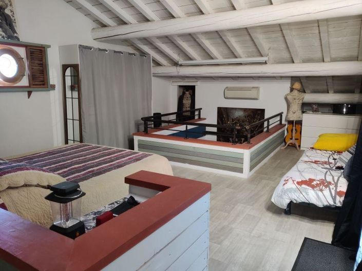 Image No.10-2 Bed House for sale