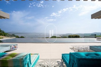 1 - Gassin, House