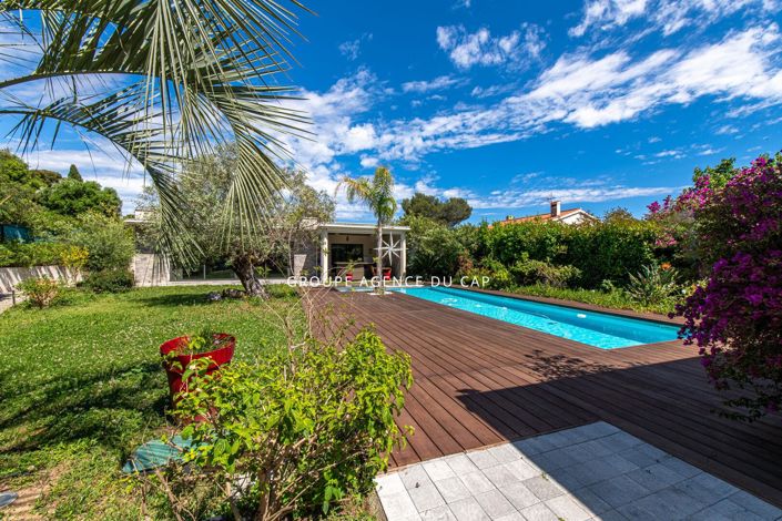 Image No.2-4 Bed Property for sale