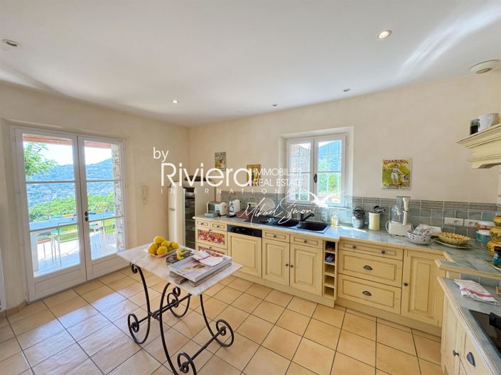 Image No.16-4 Bed House for sale