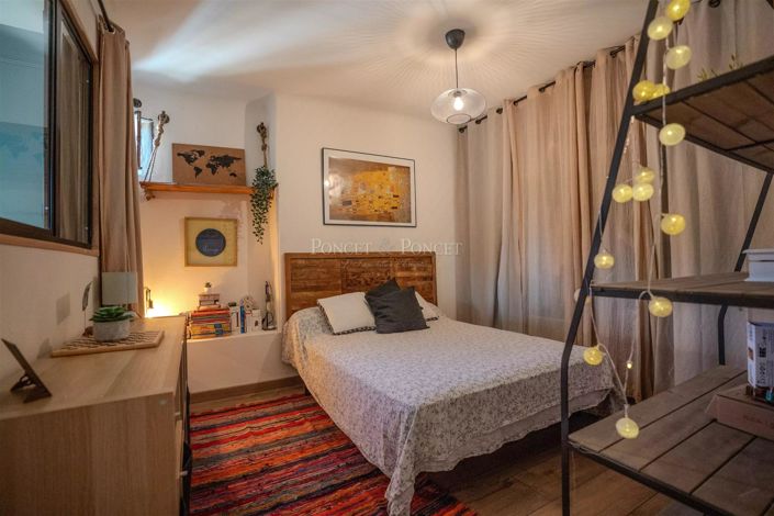 Image No.15-5 Bed House for sale