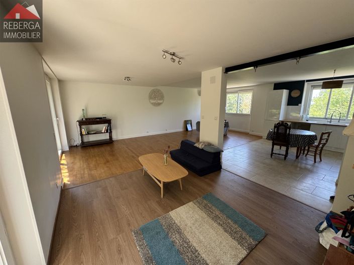 Image No.6-4 Bed House for sale