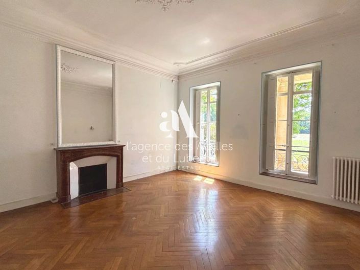 Image No.8-4 Bed Property for sale