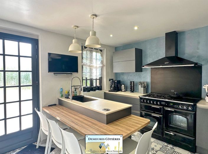 Image No.18-7 Bed House for sale