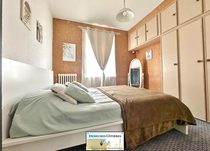 Image No.23-7 Bed House for sale