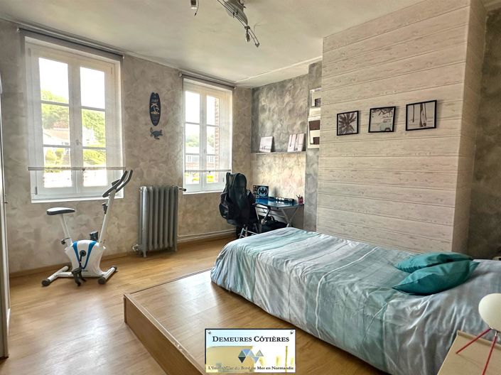 Image No.27-7 Bed House for sale