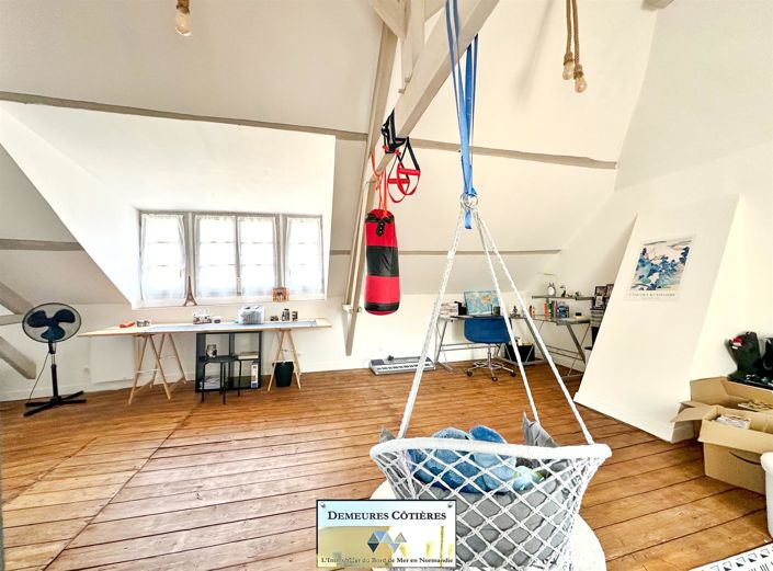 Image No.31-7 Bed House for sale