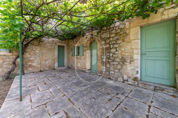 Image No.15-6 Bed House for sale