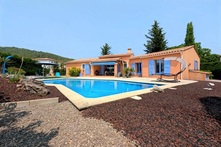 Image No.2-4 Bed House for sale