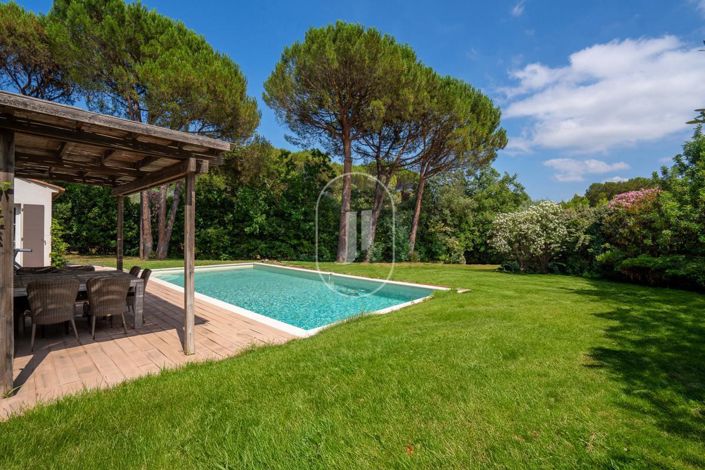 Image No.7-4 Bed House for sale