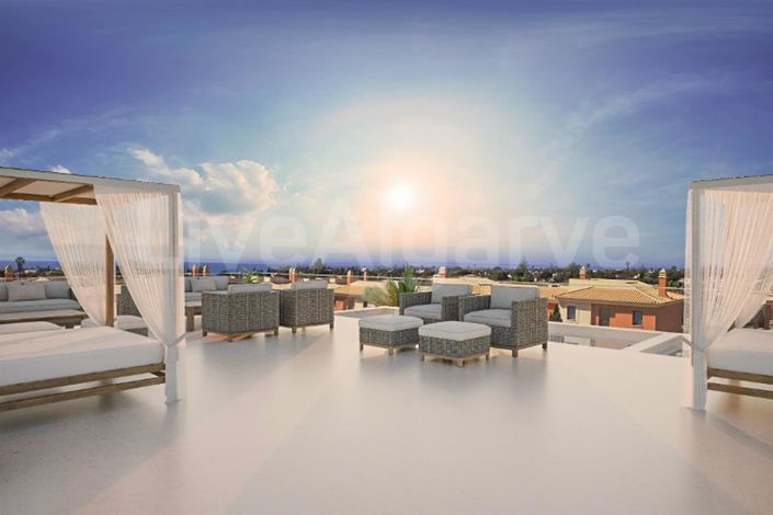 Image No.8-4 Bed House for sale