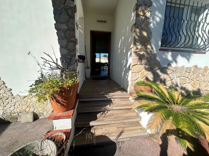 Image No.2-House for sale