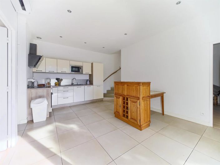 Image No.27-House for sale