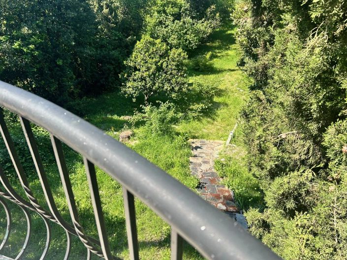 Image No.40-House for sale