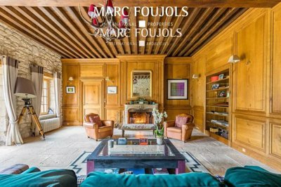 7 Bed House for sale