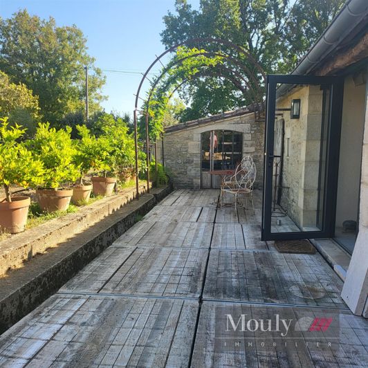 Image No.20-4 Bed House for sale