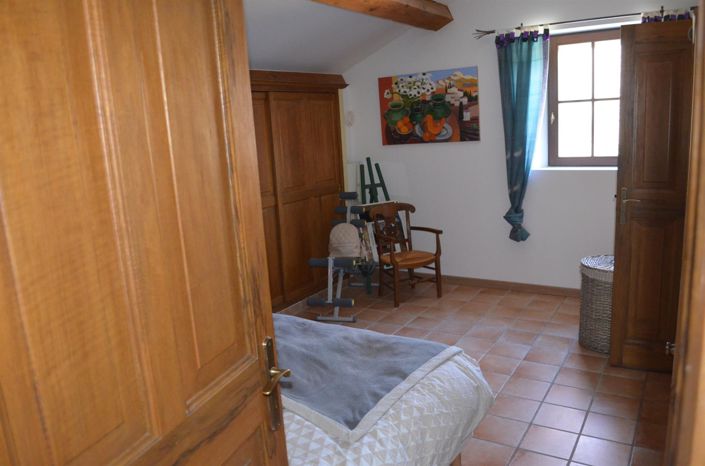 Image No.21-5 Bed House for sale