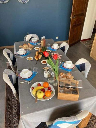 Image No.10-5 Bed House for sale